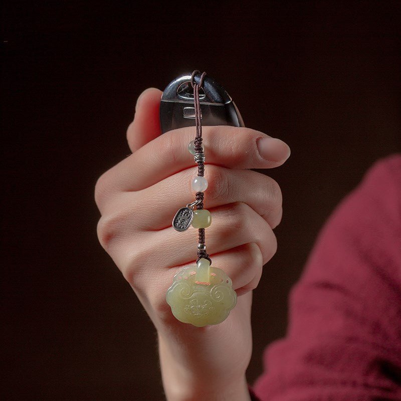 natural hetian jade ruyi lock pendant keychain for men and women, versatile car key chain and bag accessory, beautiful jade stone ornament gift π - star8s