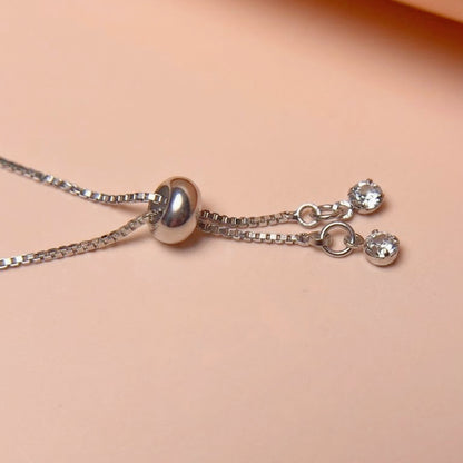 Silver Four Leaf Clover Bracelet for Women Emerald Green Lucky Clover Charm Bracelet Sparkly Crystal Adjustable Bolo Slider Bracelet Premium Dainty Layering Jewelry Irish Good Luck Gift for Her Anniversary Birthday