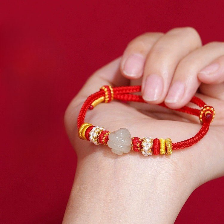 2025 Zodiac Snake Red String Bracelet‌ Hetian Jade & Beaded - STAR8S