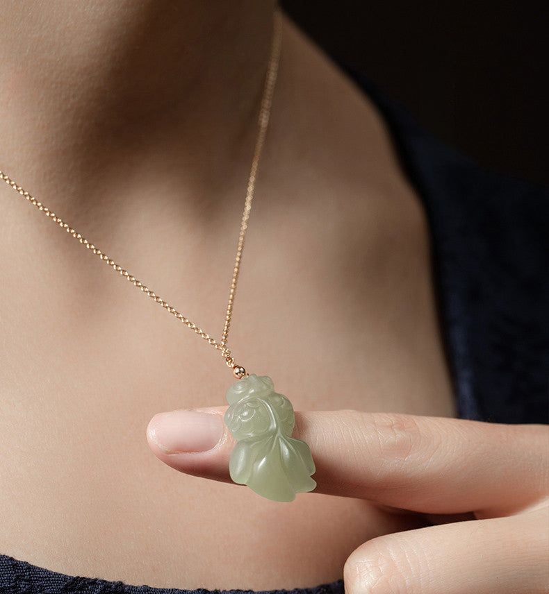 elegant hetian jade koi fish pendant necklace – prosperity and good fortune