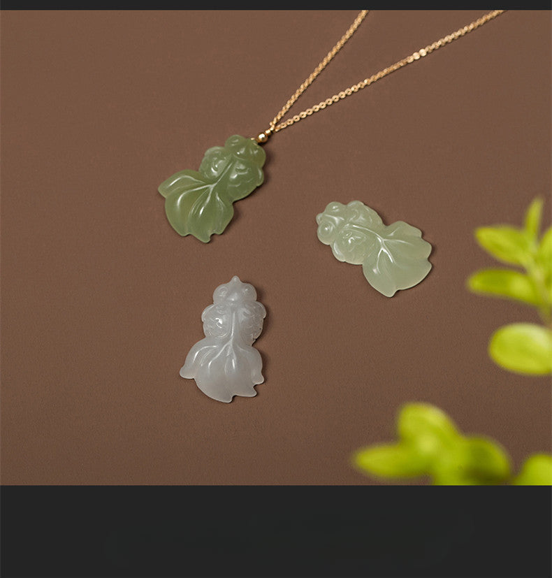 elegant hetian jade koi fish pendant necklace – prosperity and good fortune