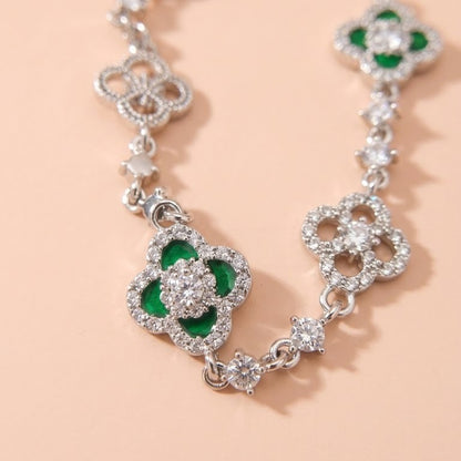 Silver Four Leaf Clover Bracelet for Women Emerald Green Lucky Clover Charm Bracelet Sparkly Crystal Adjustable Bolo Slider Bracelet Premium Dainty Layering Jewelry Irish Good Luck Gift for Her Anniversary Birthday