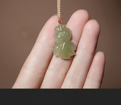 Elegant Hetian Jade Koi Fish Pendant Necklace – Prosperity and Good Fortune