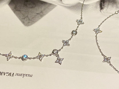 925 Silver Plated 18K Gold Clover Bracelet with Zircon Stones – Elegant, Simple & Luxury Design - STAR8S