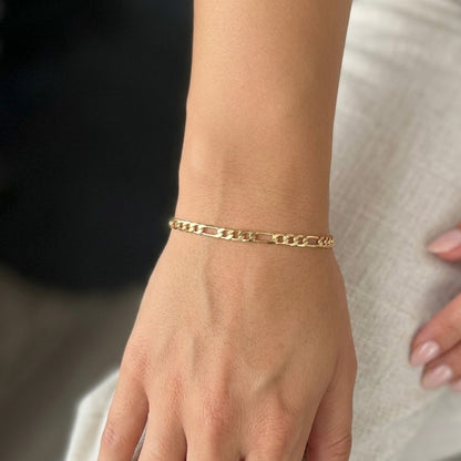 Sleek Tarnish Resistant Gold Tone Figaro Link Copper Bracelet High Polish Classic Italian Style Pattern Adjustable Comfort Fit Non-Fading Everyday Waterproof Hand Ornament
