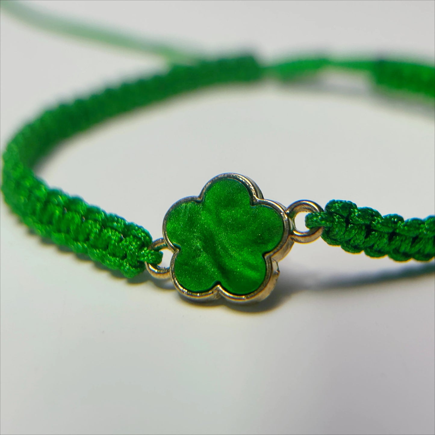 lucky five leaf clover wish bracelet for women teen girls emerald green adjustable hand woven string bracelet extra fortune blessing jewelry gift with card