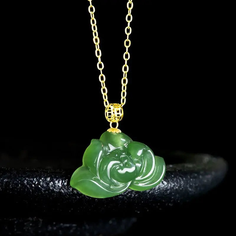 Attractive & Elegant Jade Necklace Modern: Spinach Green Hetian Lotus 18K Fashion | STAR8S