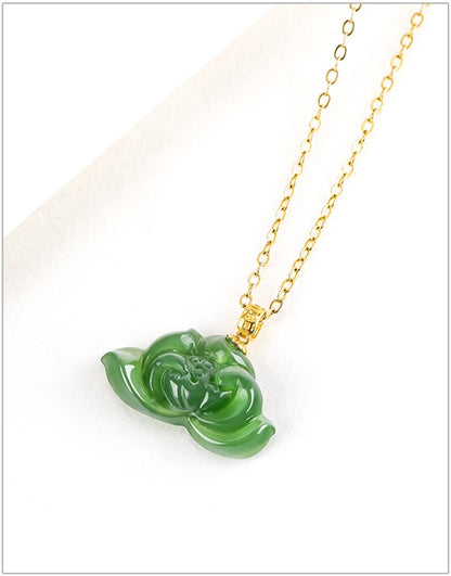 Attractive & Elegant Jade Necklace Modern: Spinach Green Hetian Lotus 18K Fashion | STAR8S