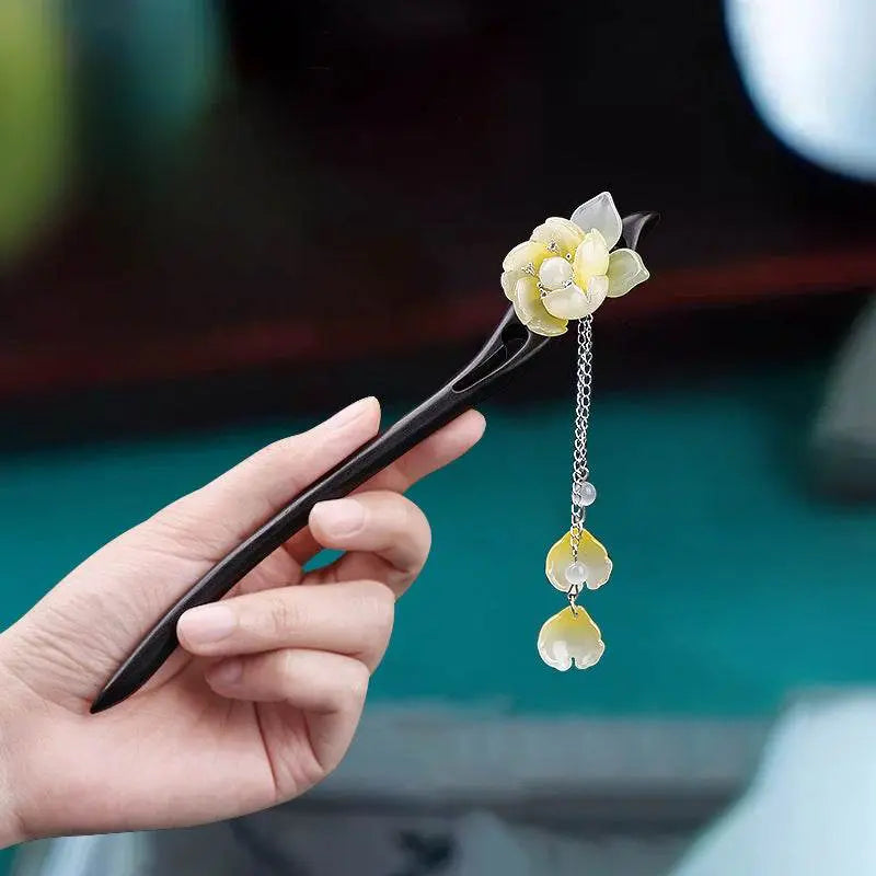 Black Sandalwood Vintage Tassel Hairpin for Hanfu Premium Bun Accessory - STAR8S