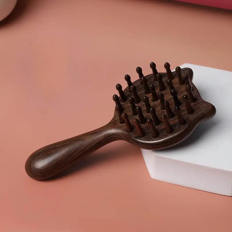 Cat-Shaped Sandalwood Chiness Hair Comb – Scalp Massage & Anti-Static, Daily Use Adorable & Relaxing Care - STAR8S