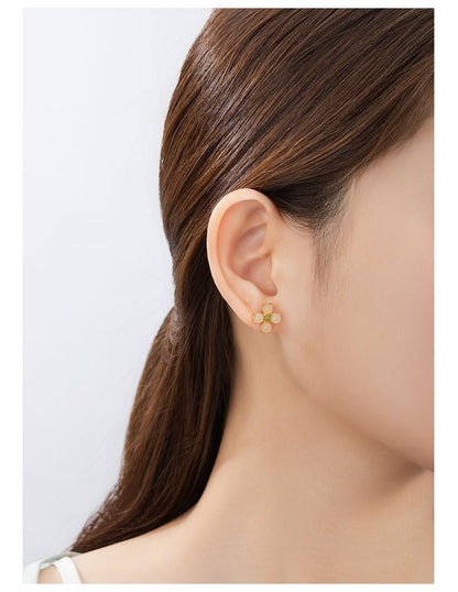 Charming & Lucky Clover Stud Earrings - Hetian Jade 925 Silver Flower Earrings | STAR8S
