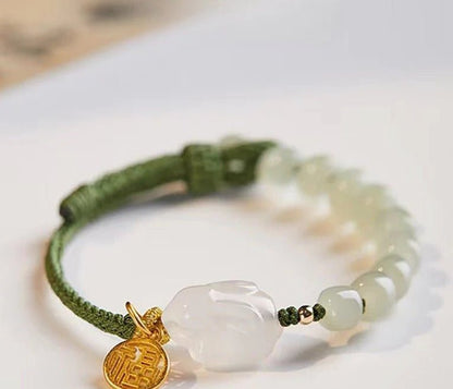 Elegant Rabbit Bracelet: Hetian Jade Animal Year Gift | STAR8S - STAR8S