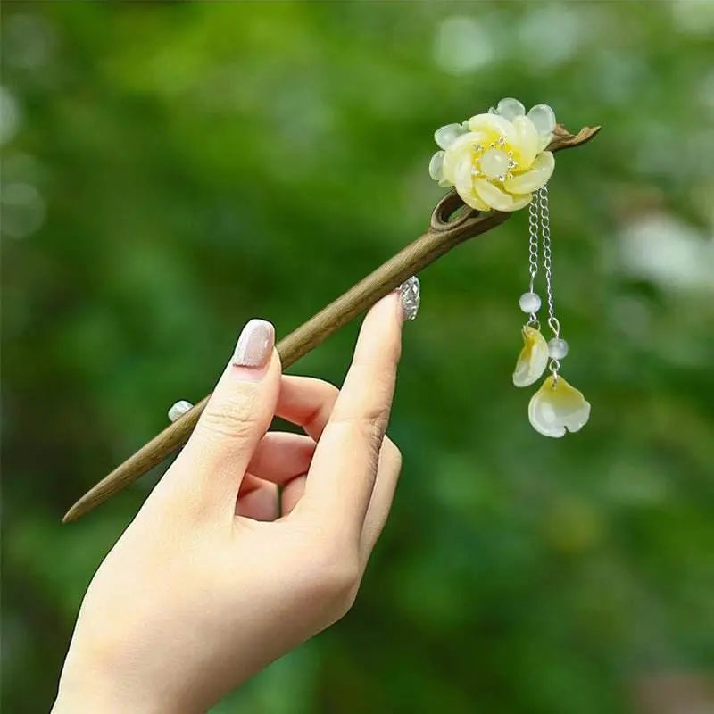 Green Camellia Sandalwood Hairpin, Stylish for Vintage & Daily Styling - STAR8S