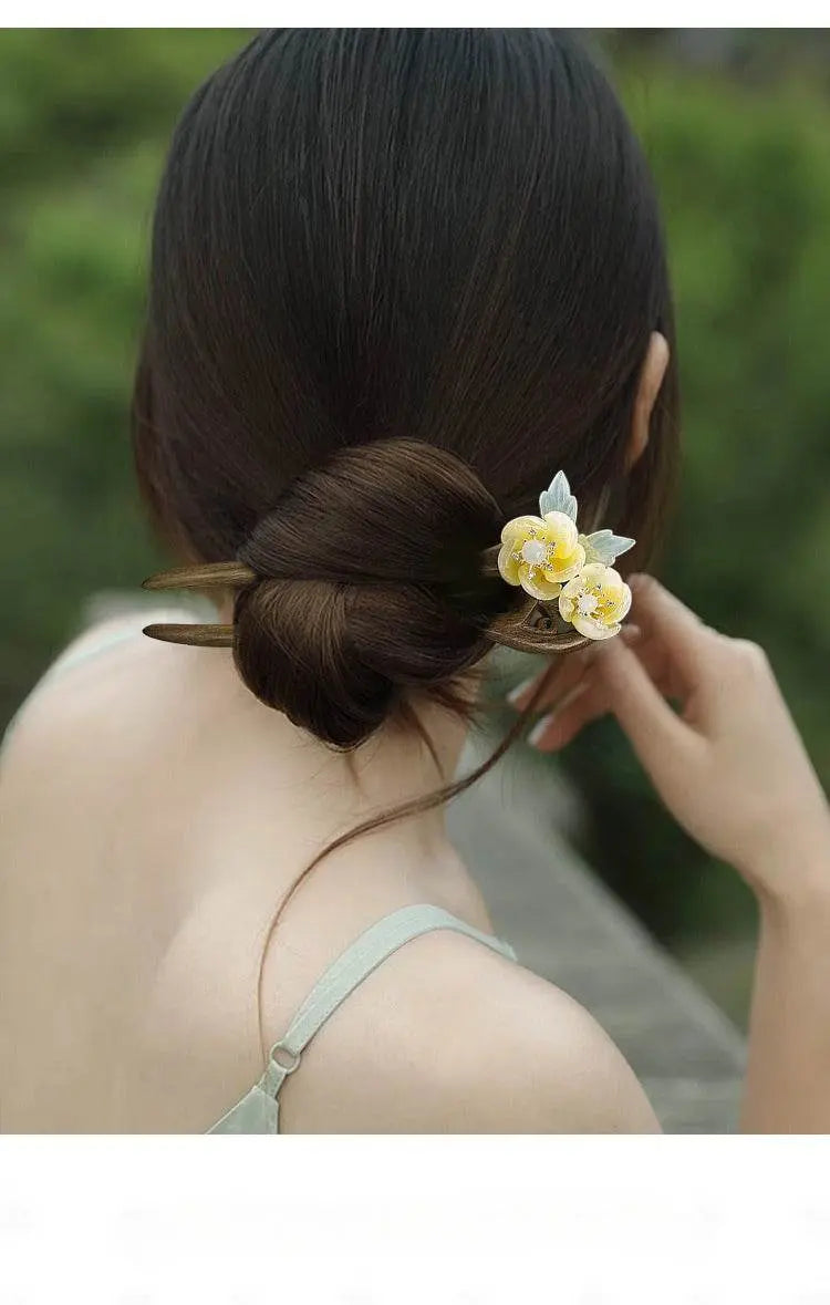 green sandalwood u shaped double hairpin retro minimalist bun headwear - star8s