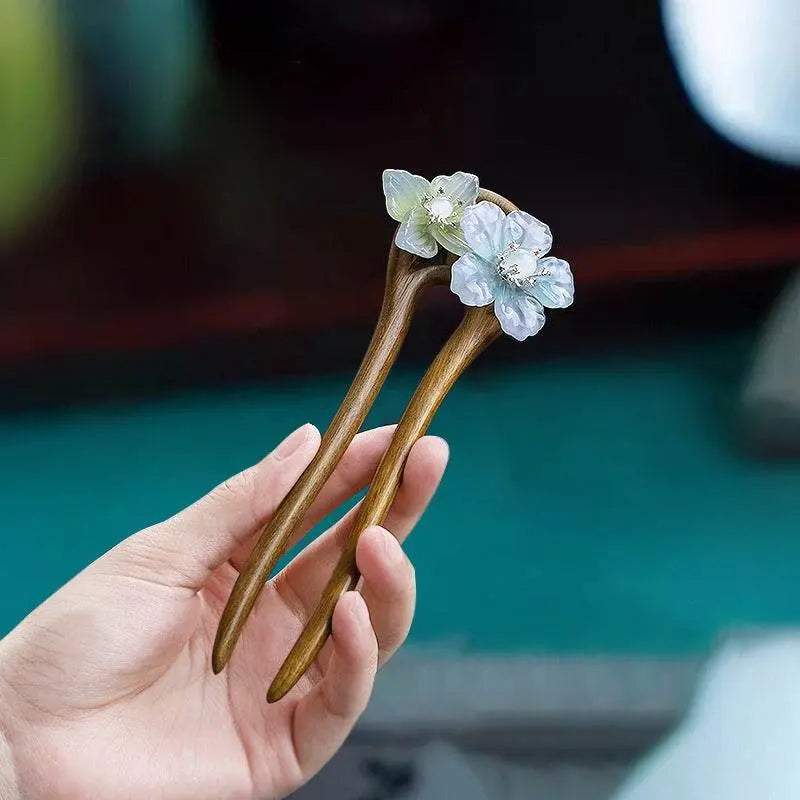 green sandalwood u shaped double hairpin retro minimalist bun headwear - star8s