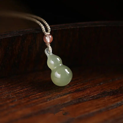 Jade Charm Necklace - Vintage Heitian Gourd Pendant | STAR8S