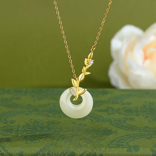 Jade Necklace Silver - Hetian Wheat on 925 Silver Safety Button | STAR8S