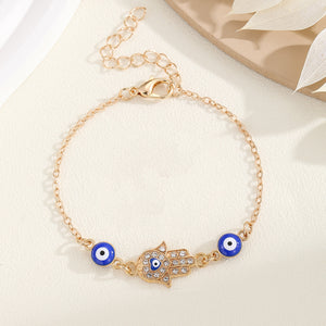 Protective Evil Eye Hamsa Bracelet - Gold-Plated Spiritual Talisman Wristband with Sparkling Diamonds & Heart Accents - Meaningful Mindfulness Blessing Gift for Her