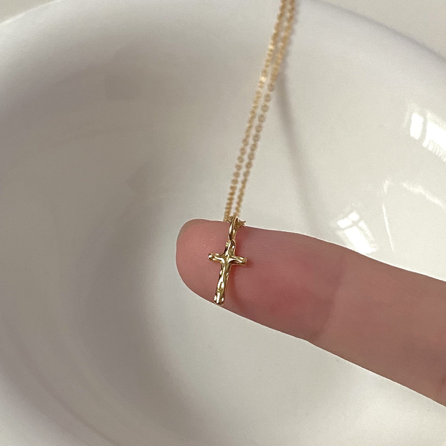 925 sterling silver 18k gold plated cross necklace - hammered design minimalist chic