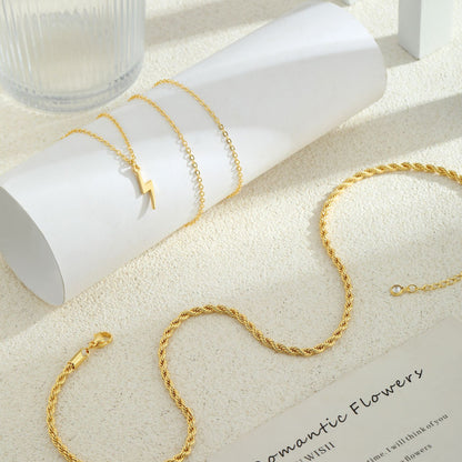 Layered Gold-Tone Lightning Bolt Pendant Necklace for Women Chunky Rope Chain Double Layer Dainty Cable Choker Trendy Y2K Aesthetic Jewelry Gift for Her Everyday Minimalist Collar Necklace