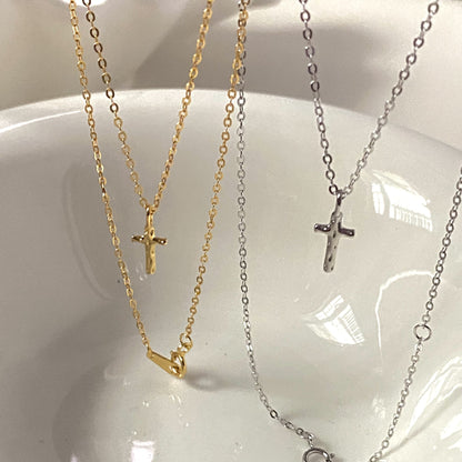 925 Sterling Silver 18K Gold Plated Cross Necklace - Hammered Design Minimalist Chic