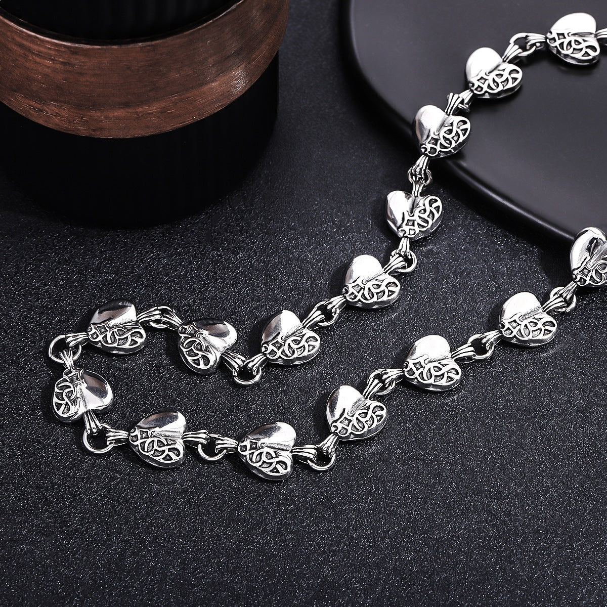 vintage gothic heart link chain necklace for men women antique silver carved hearts choker collar punk streetwear unisex jewelry gift