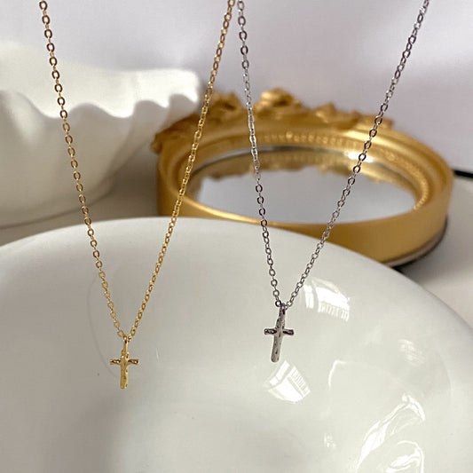 925 Sterling Silver 18K Gold Plated Cross Necklace - Hammered Design Minimalist Chic - STAR8S