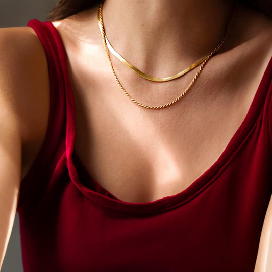Copper Layered Chain Necklace Set for Women Girls Flat Snake Bone Chain Twisted Rope Chain Choker Layering Clavicle Collarbone Necklace Streetwear Stackable Aesthetic Jewelry Graduation Birthday Gifts Gold Tone