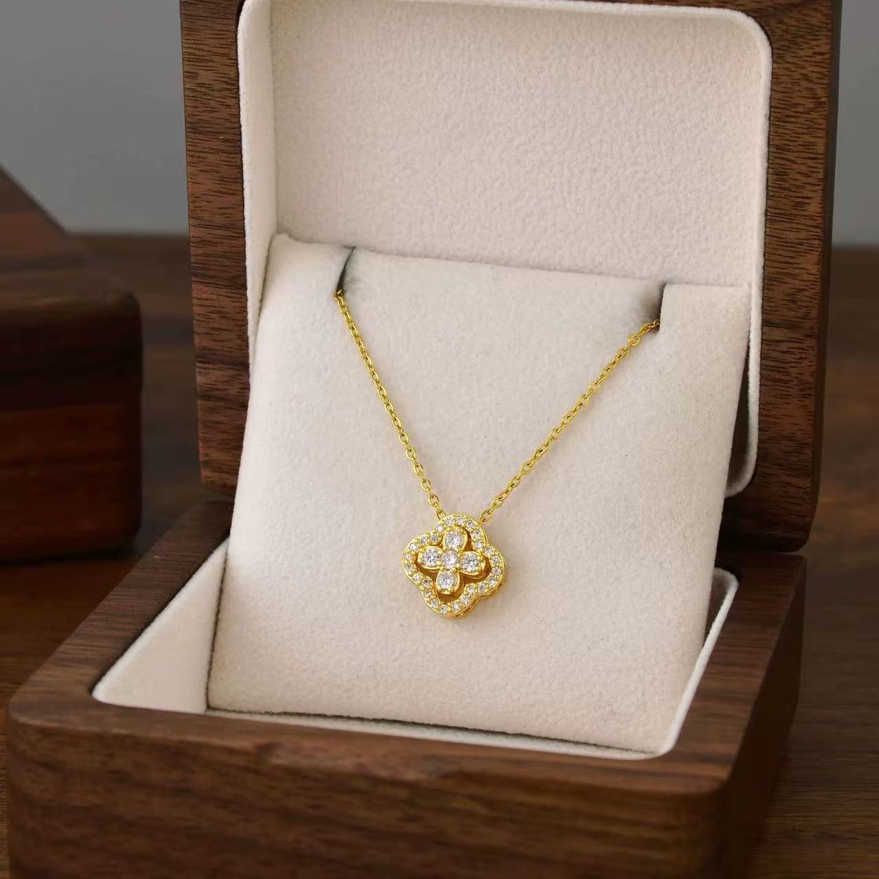 4-in-1 convertible lucky four leaf clover necklace for women gold plated lucky crystal pendant dainty choker adjustable link chain valentine day jewelry gift for her