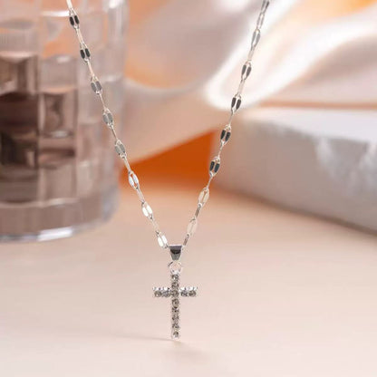 Iced Out Cross Necklace for Women Silver Hip Hop Pendant Choker Micro Pavé Cubic Zirconia Cross Rhinestone Necklace Y2K Gothic Punk Rock Clavicle Lip Chain Streetwear Light Luxury Sparkling Jewelry Gift 15.7 Inches