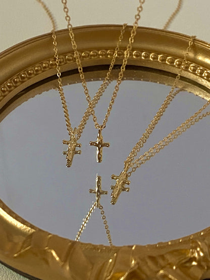 925 Sterling Silver 18K Gold Plated Cross Necklace - Hammered Design Minimalist Chic