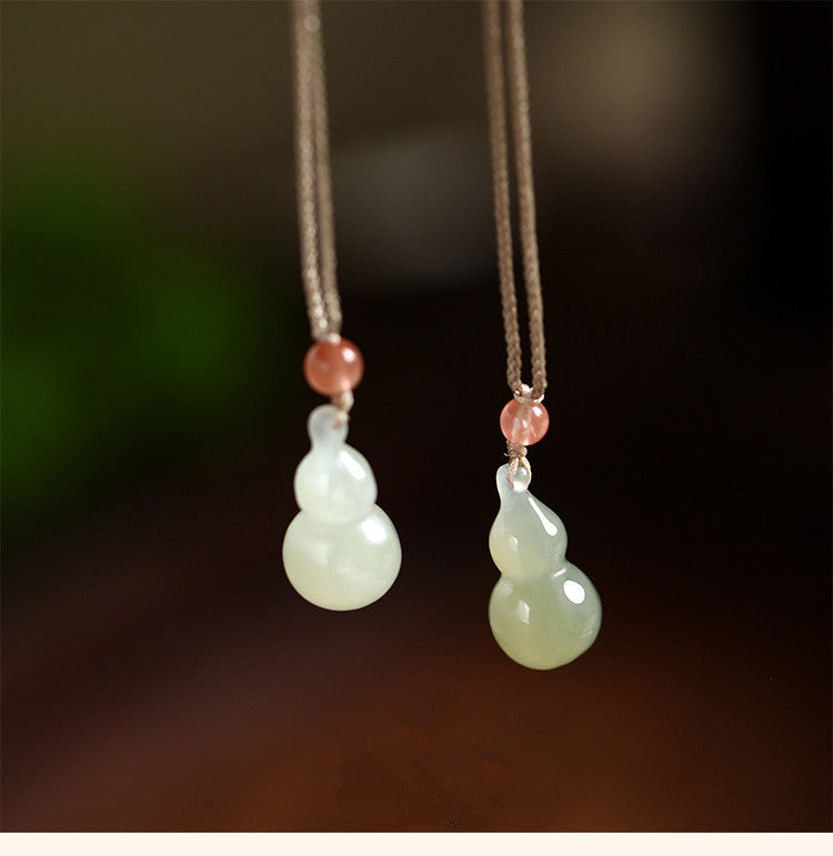 Jade Charm Necklace - Vintage Heitian Gourd Pendant | STAR8S