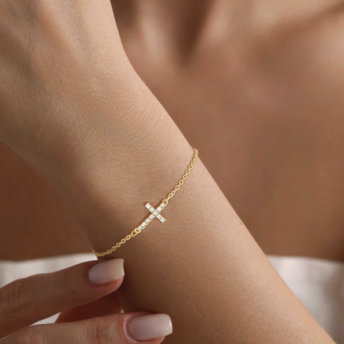 gold-tone cross brass bracelet for women dainty sideways cross chain bracelet sparkly cubic zirconia faith charm jewelry gift adjustable lobster clasp