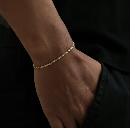 Minimalist Rope Chain Bracelet for Men Premium Stainless Steel Twisted Curb Link Wristband Waterproof Tarnish-Free Everyday Stackable Layering Cuff