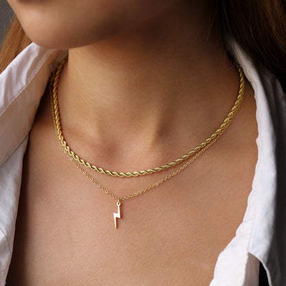 Layered Gold-Tone Lightning Bolt Pendant Necklace for Women Chunky Rope Chain Double Layer Dainty Cable Choker Trendy Y2K Aesthetic Jewelry Gift for Her Everyday Minimalist Collar Necklace