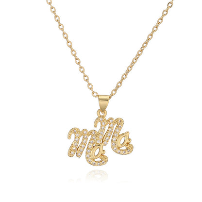 Sparkling Cursive MAMA Nameplate Necklace Premium Gold Plated Brass Non-Tarnishing Hypoallergenic Clasp Inlaid Cubic Zirconia Stones Meaningful Mother's Day Token Elegant Jewelry Gifts for Wife Mom