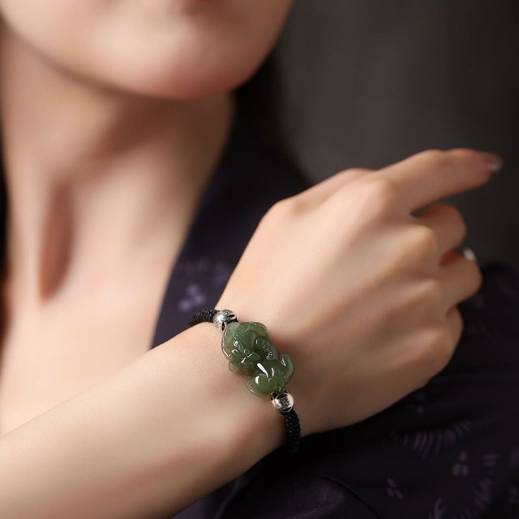 pixiu wealth red string bracelet‌ - hetian jade | star8s