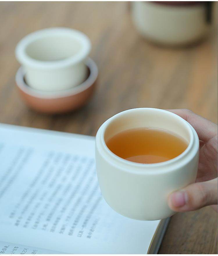 Pinecone Ceramic Travel Tea Set Portable for Home Office Tea Making - STAR8S