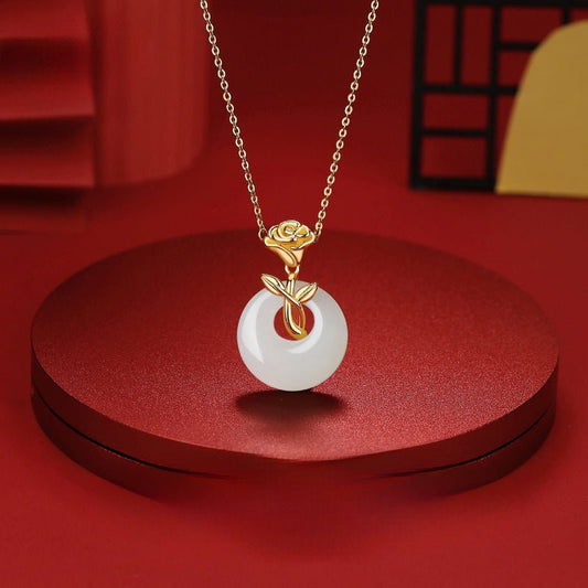 Unique Jade Necklace Jewelry: Rose Safety Disc Hetian Jade Collarbone Chain | STAR8S