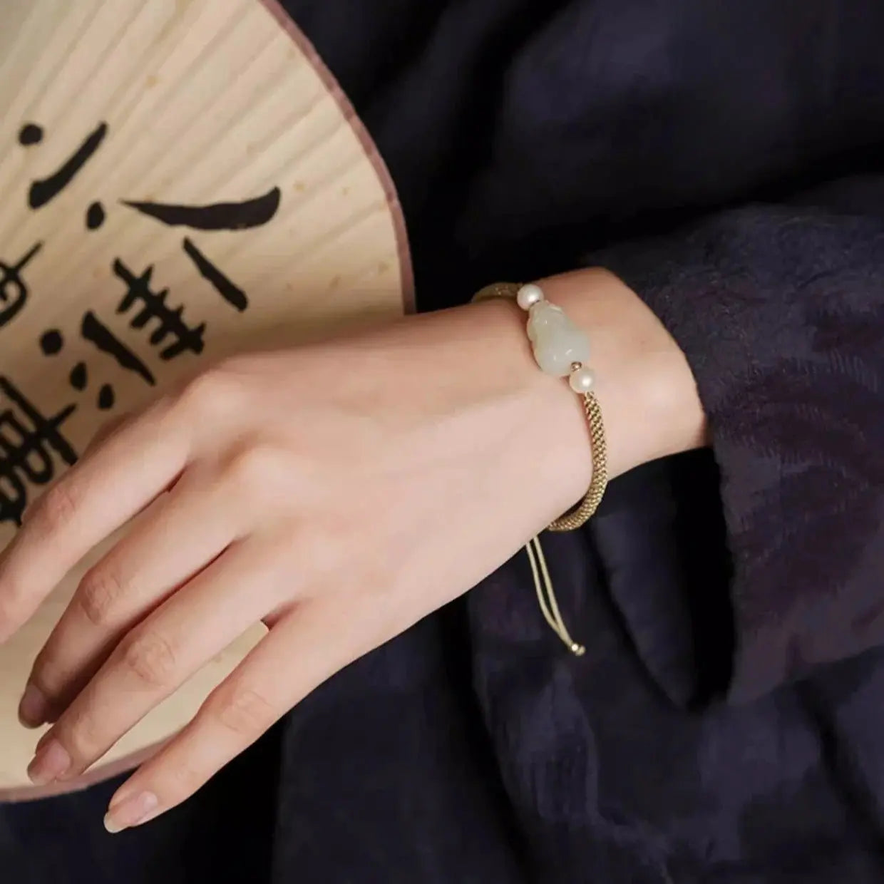 Wealth PiXiu Jade Bracelet‌ - Hetian Jade & Red String for Money - STAR8S