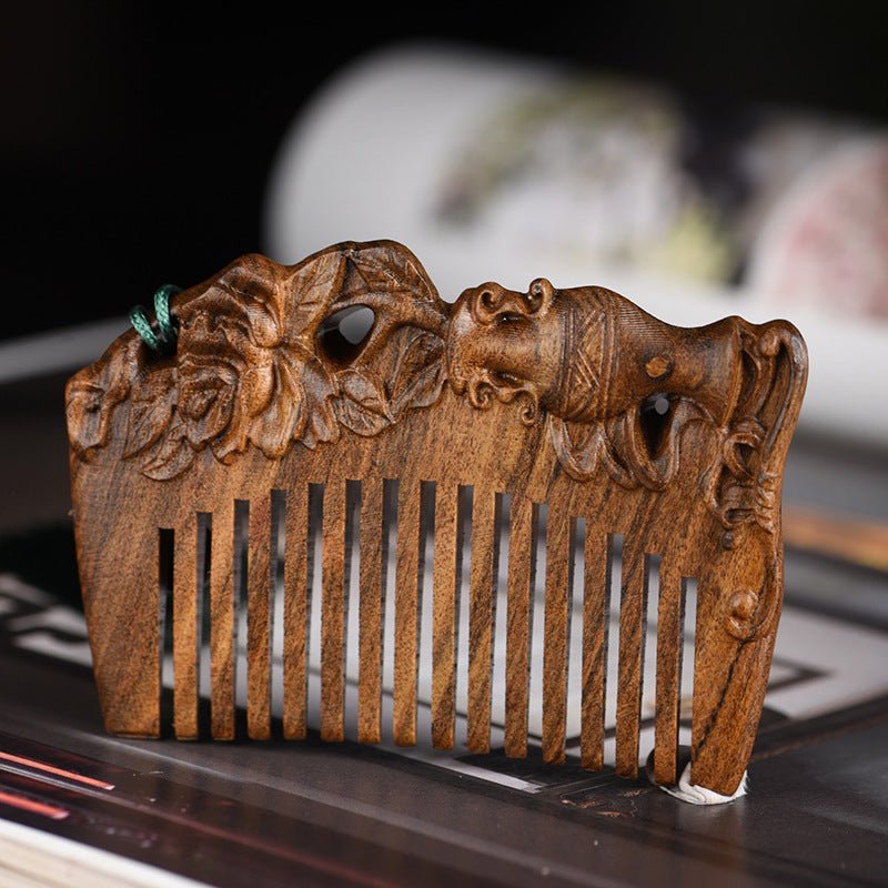 Agarwood carving wood comb log sunken treasure comb collection double - sided carving gift Jiapin wood carving craft small gift - STAR8S