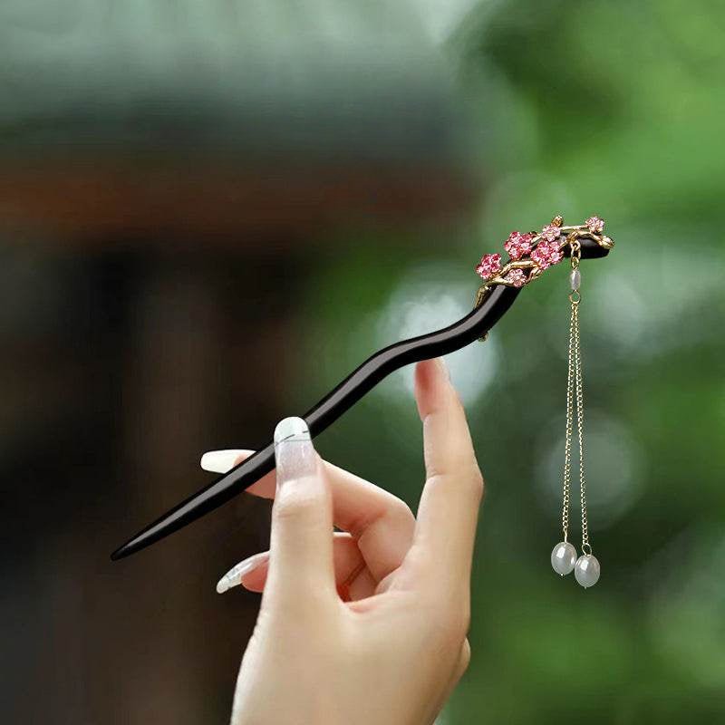 Black Sandalwood Vintage Tassel Hairpin for Hanfu and Gift Giving - STAR8S