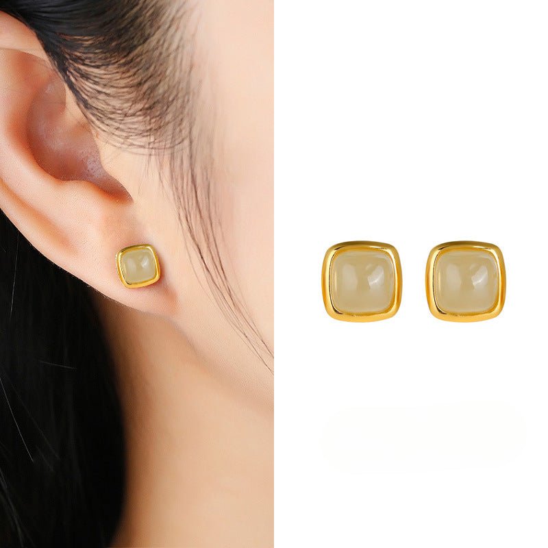 Charming Jade Ear Studs: Nan Hong Agate Sugar Cube Hetian Jade S925 | STAR8S