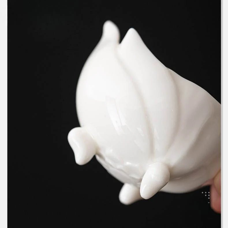 Charming Lotus Incense Holder – Unique Three - Legged Design, Elegant Home Decor - STAR8S