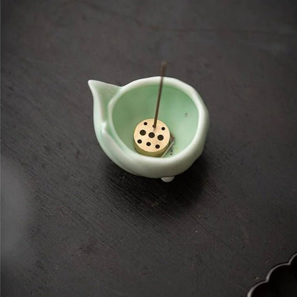 Charming Lotus Incense Holder – Unique Three - Legged Design, Elegant Home Decor - STAR8S