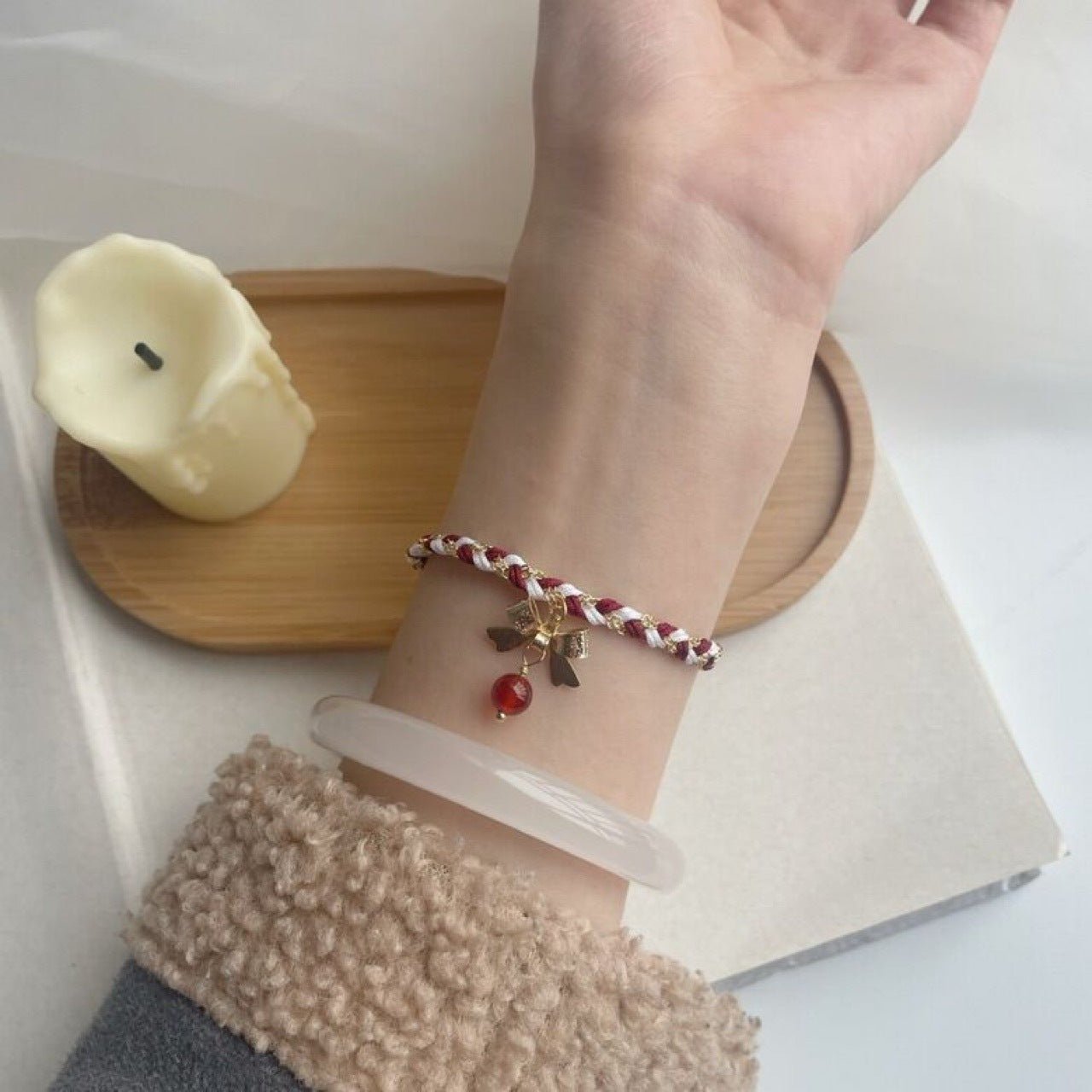 Christmas Braided Bow Bracelet - Festive Red & Green Holiday Jewelry - STAR8S