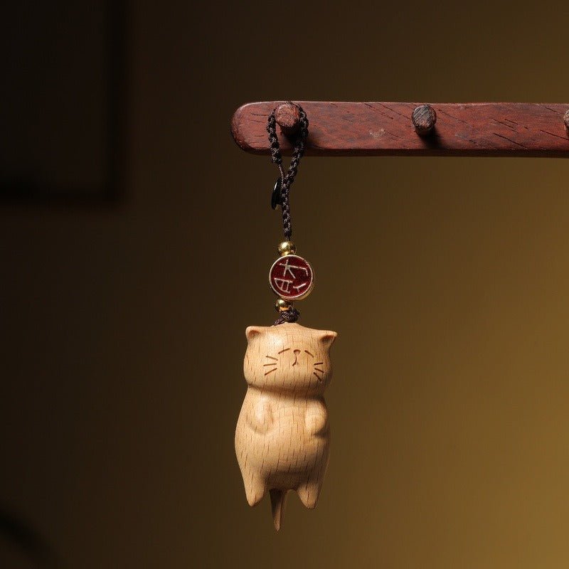 Creative Wooden Beech Cat Keychain – Cute Hand - Carved Cat Keychain Pendant for Bags - STAR8S