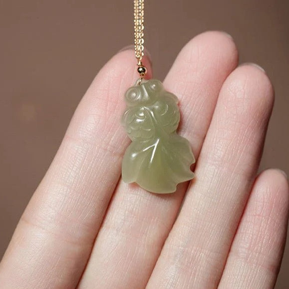 hetian jade koi fish pendant necklace