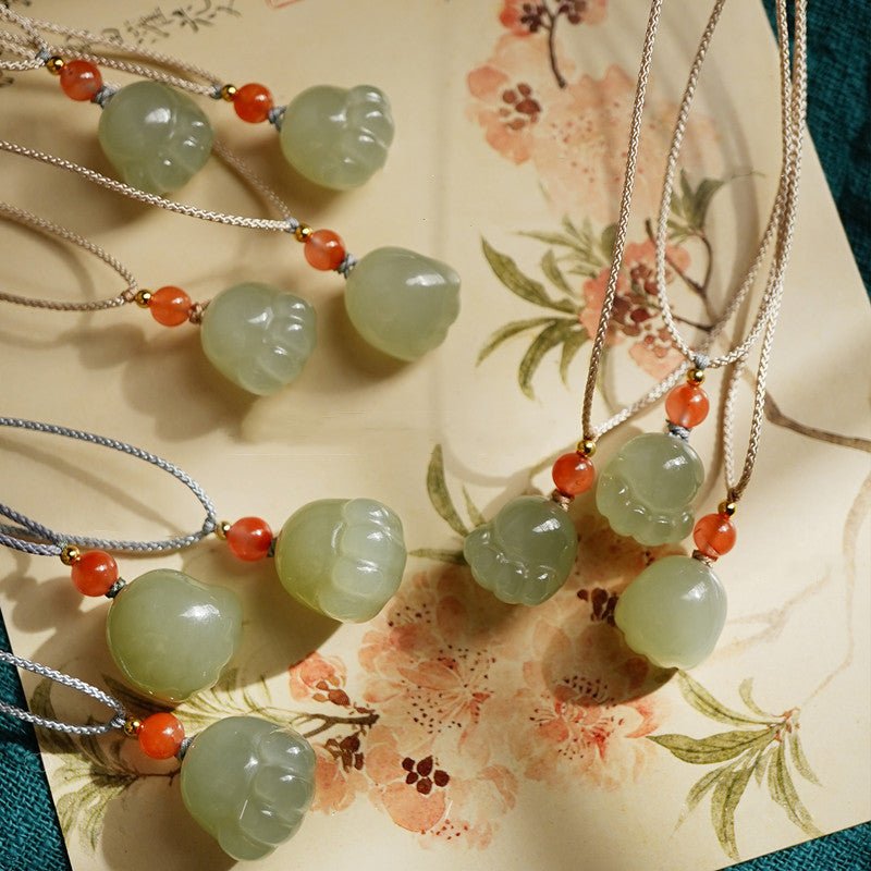 Elegant Hetian Jade Cat Paw Pendant Necklace – Handmade for a Simple, Elegant Look - STAR8S