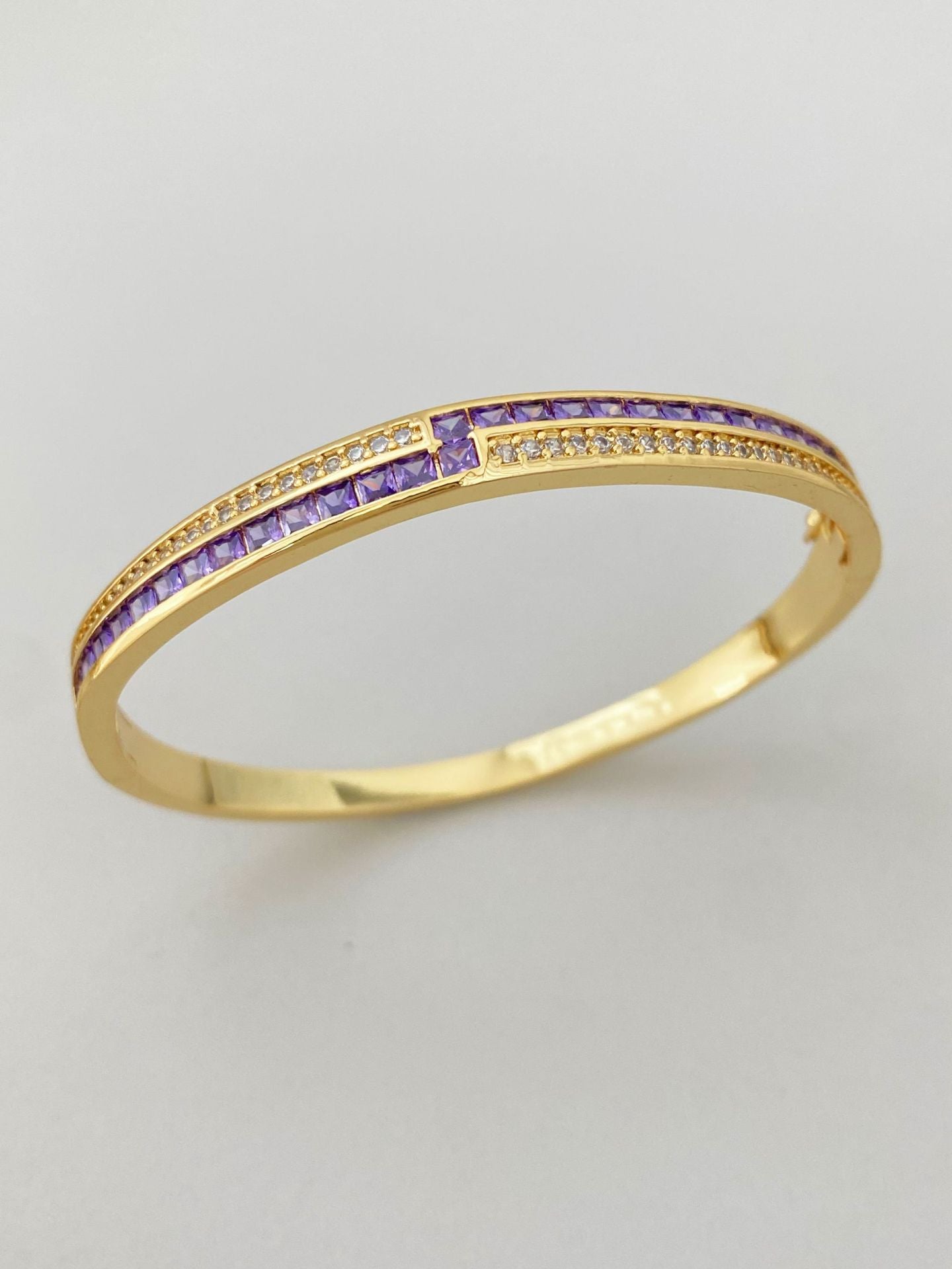 Elegant Zirconia - Plated Bracelet for Women – Fashionable 18K Gold Copper Bangle with Full Diamond - Like Stones - STAR8S